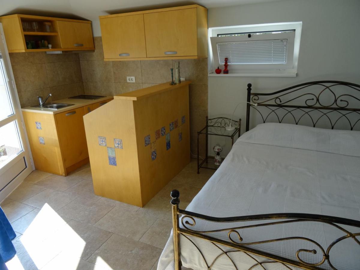 Apartma Na Trati Izola Esterno foto